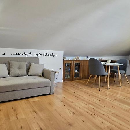 Lovely Attic Apartman-Melani Zadar Exterior photo